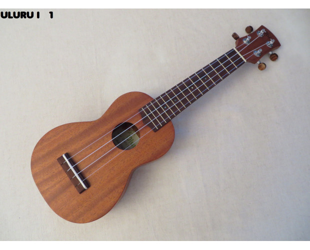 Soprano Ayers  ULURU I acajou massif réf:ULURU I 1